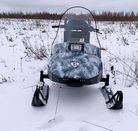 Тут изображение Мотобуксировщик Бурлак Егерь Экспедитор (18.5 л.с., лыжный модуль, реверс, катковая подвеска)