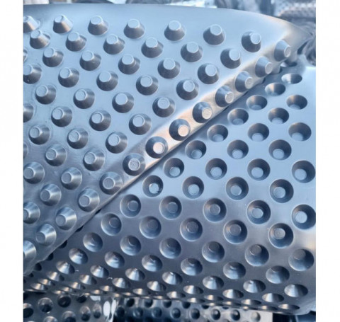 Тут изображение Геомембрана профилированная