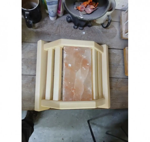 Тут изображение Светильник деревянный для бани с гималайской солью